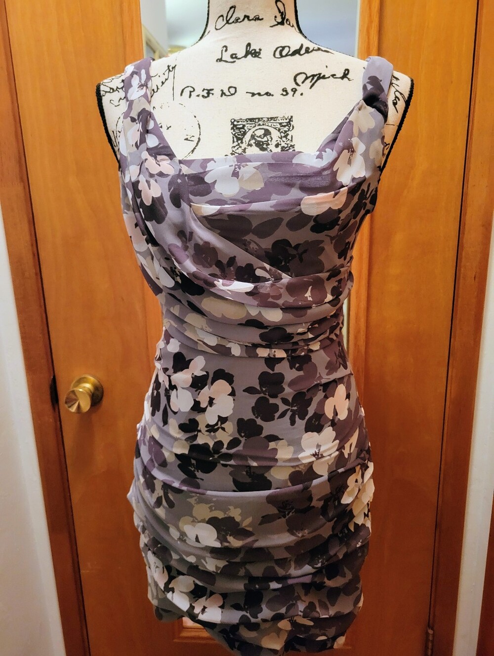 Express Floral Ruched Sheath Dress in Lavender Gray, Square Neck, V Back, EUC, 2
